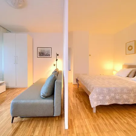 Meri ニヴィーチェ